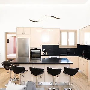 https://spilia-apartments.hotels-in-mykonosisland.net